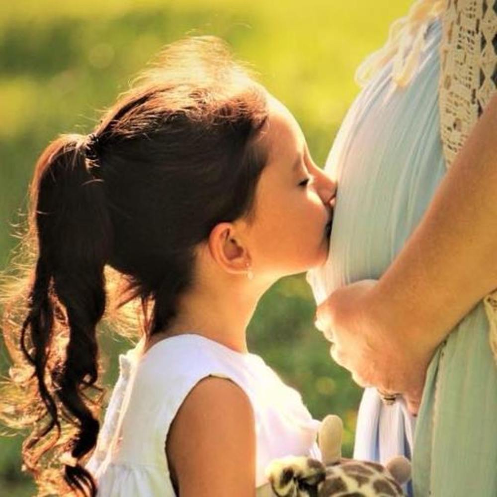 Meet your Posher, Elise